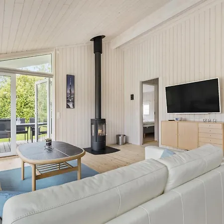 Lovely In With Kitchen * Olsted